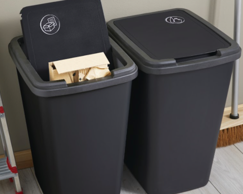 Ci-dessus, la gamme Green bin – 100% fabriquée avec des MPR.